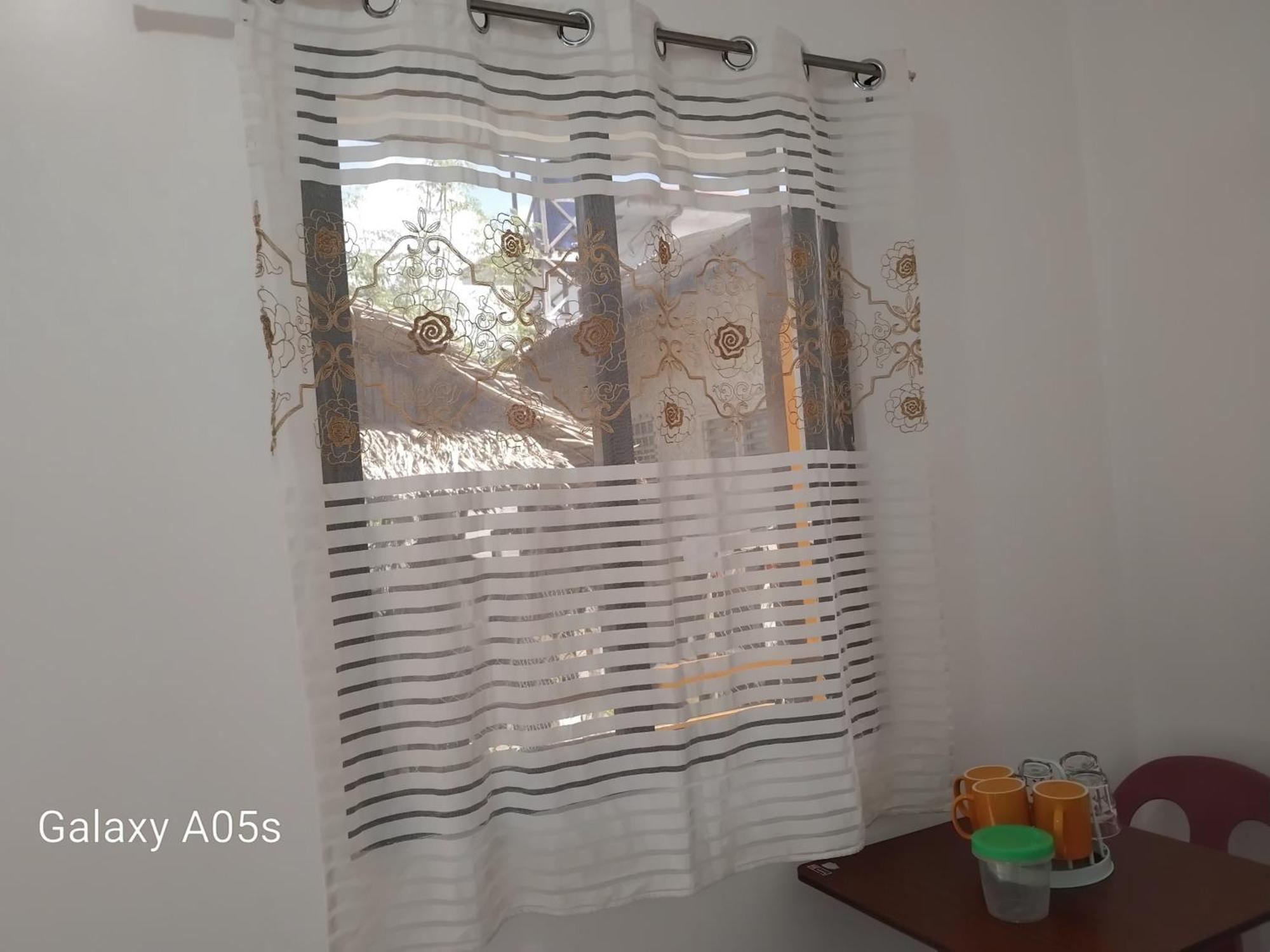 Francis Home Stay Port Barton Bonifacio Street 산 비센테 외부 사진