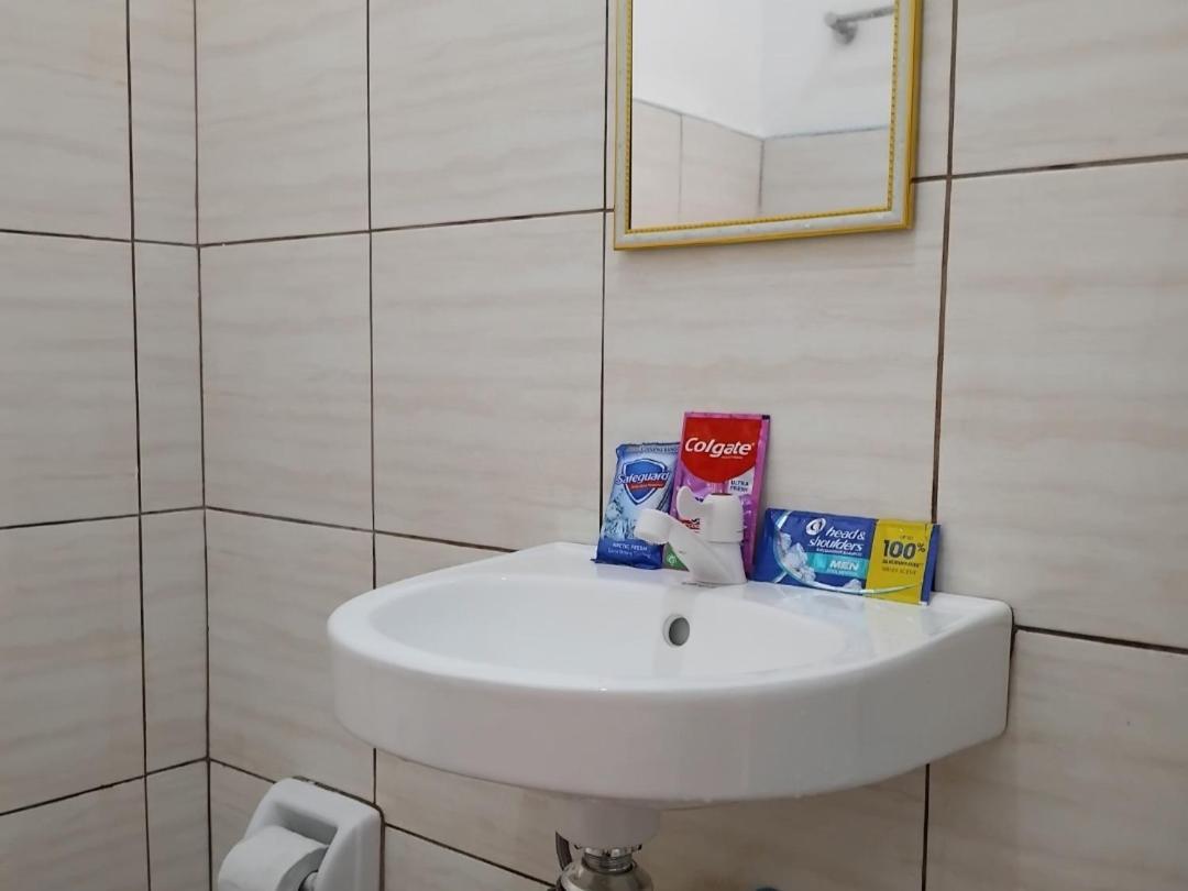 Francis Home Stay Port Barton Bonifacio Street 산 비센테 외부 사진